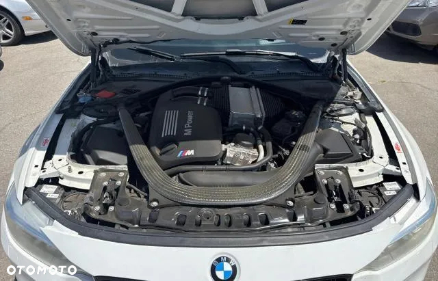 BMW M4 Coupe DKG - 7