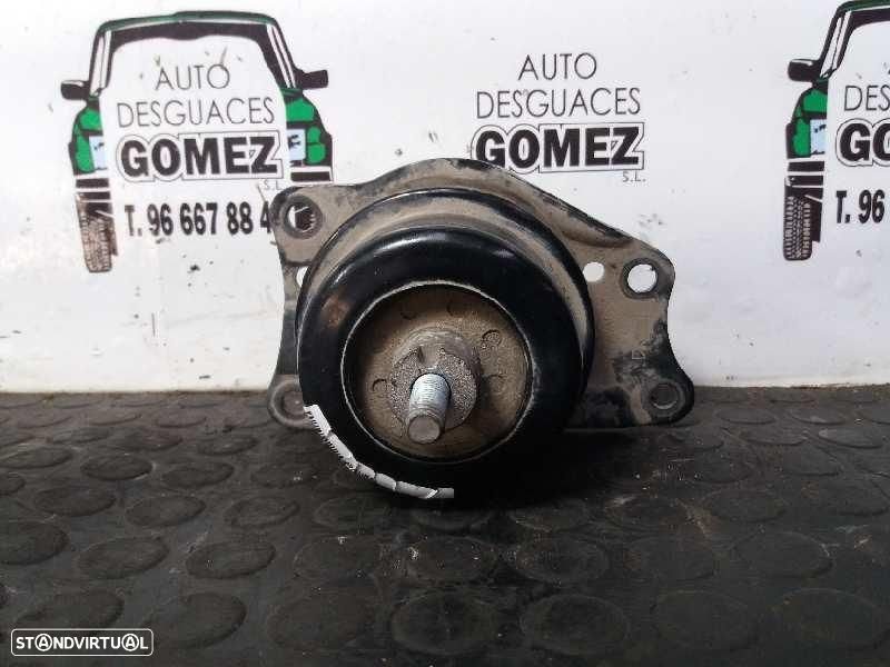 APOIO DO MOTOR DIREITO VOLKSWAGEN POLO IV 9N3 - 1