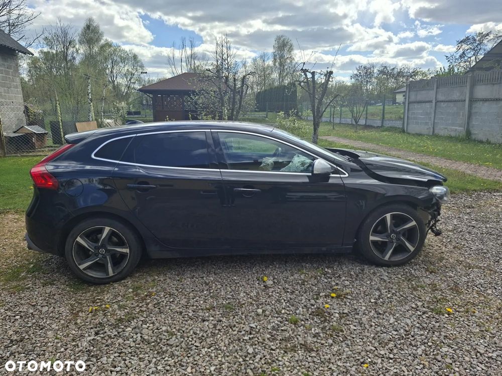 Volvo V40 D2 R-Design - 2