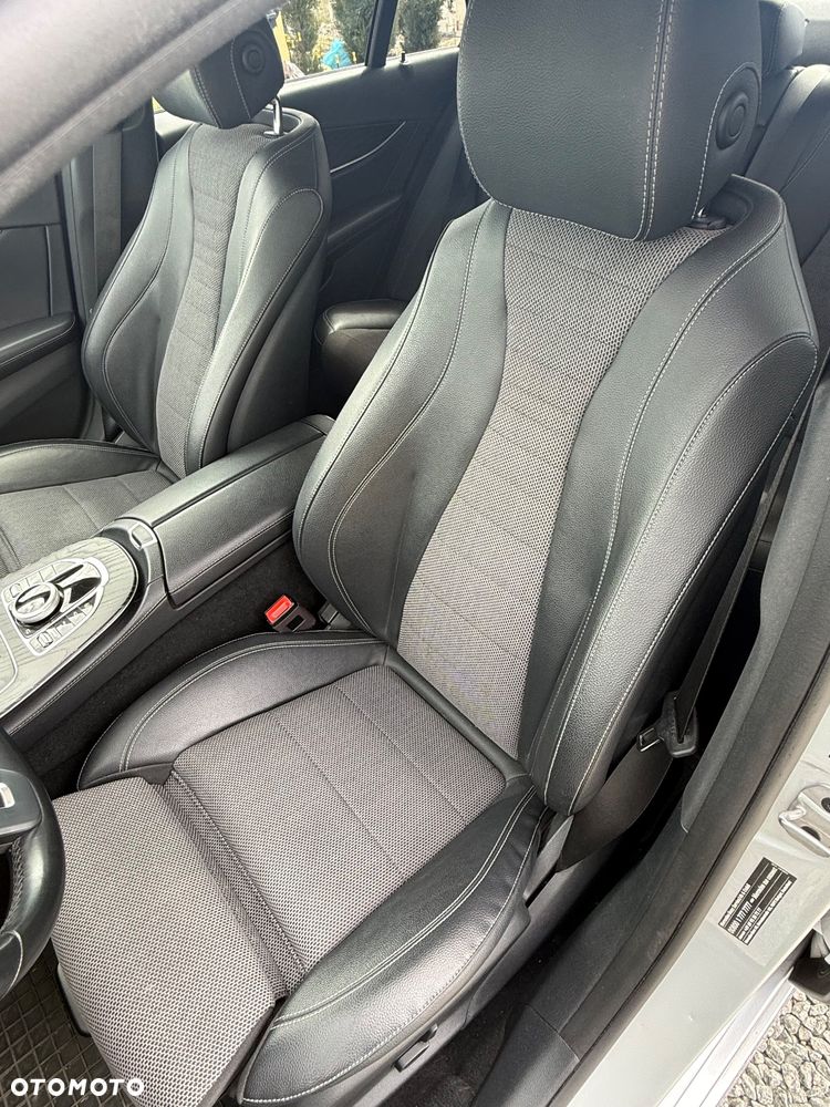 Mercedes-Benz Klasa E 220 d 9G-TRONIC Sportstyle Edition - 23