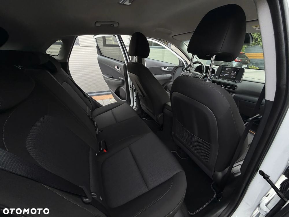 Hyundai Kona - 17