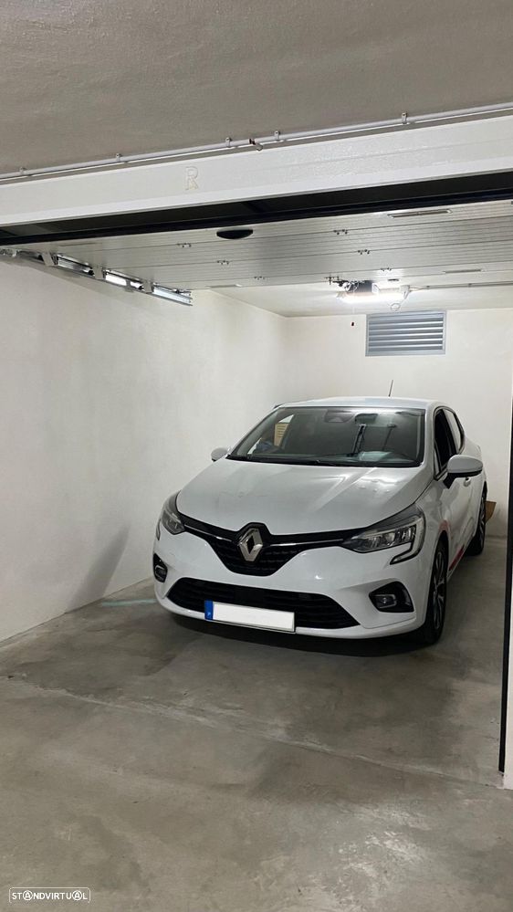Renault Clio - 6