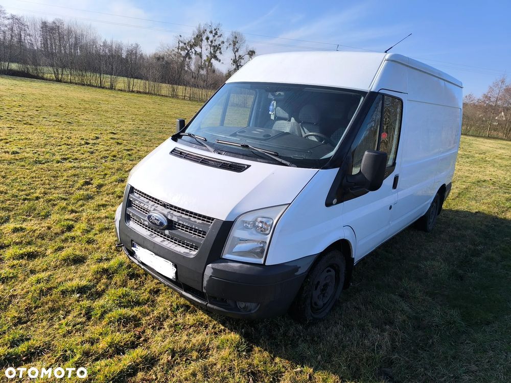 Ford Transit - 1