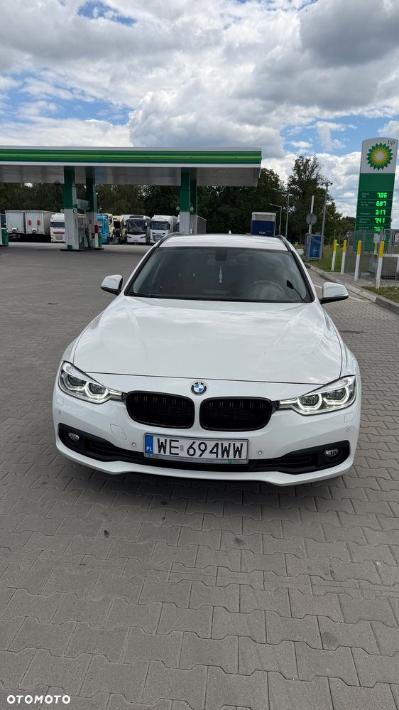 BMW Seria 3 318i - 14