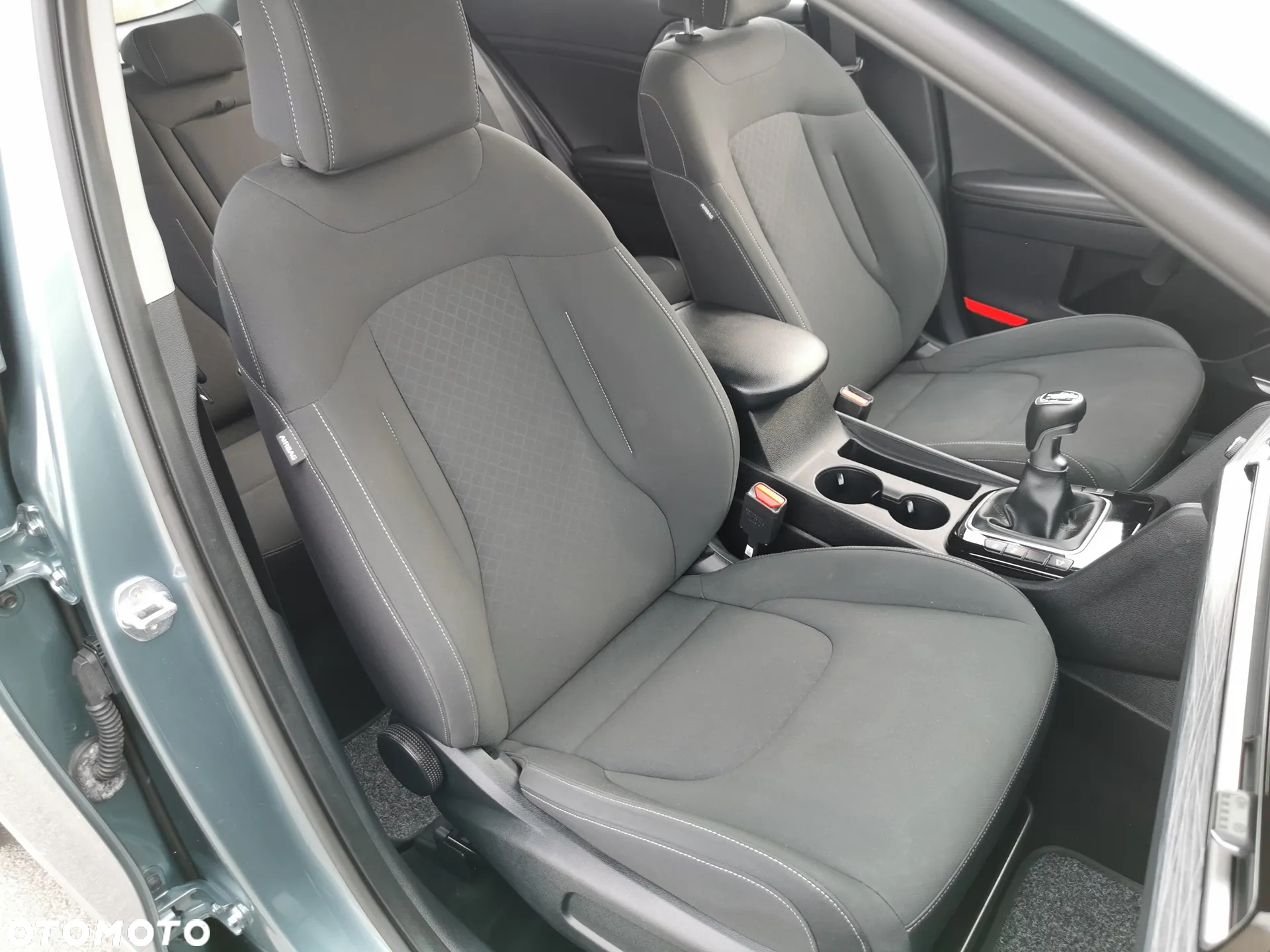 Kia Sportage 1.6 T-GDI Anniversary 2WD - 26
