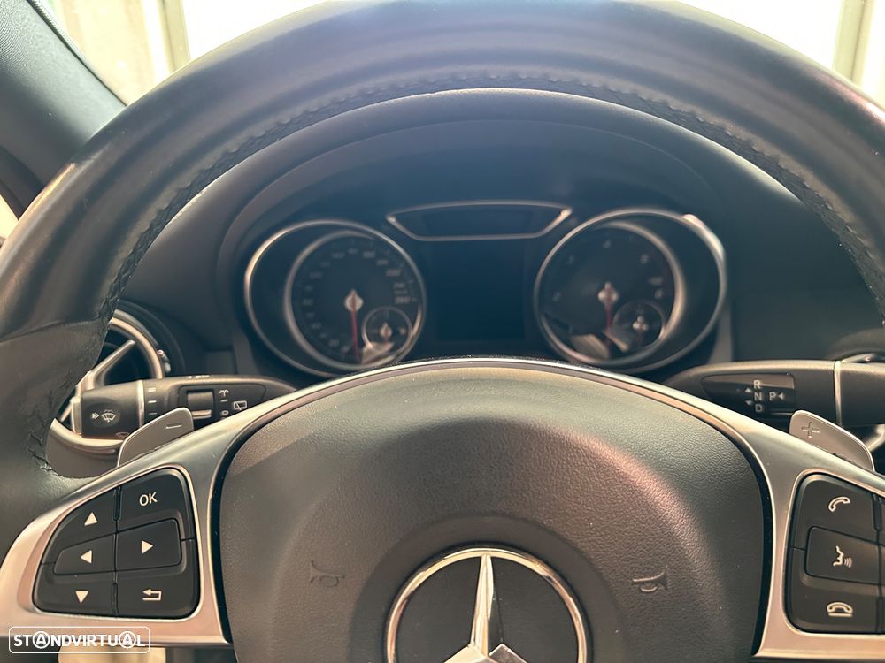 Mercedes-Benz CLA 180 d Shooting Brake AMG Line Aut. - 21