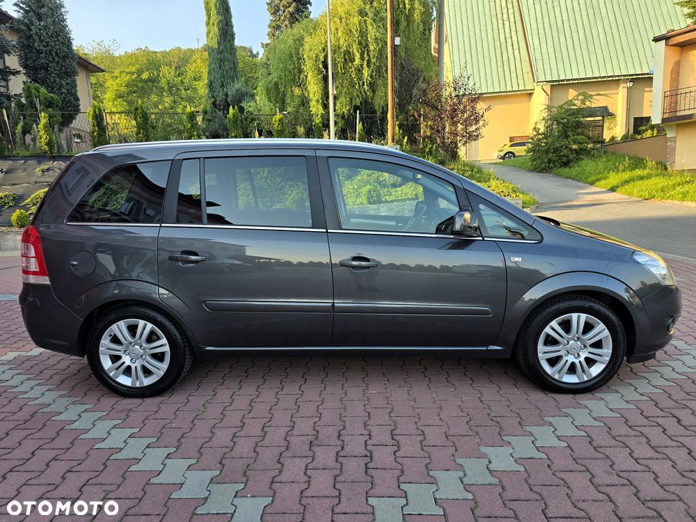 Opel Zafira 1.8 Innovation 110 Jahre - 4