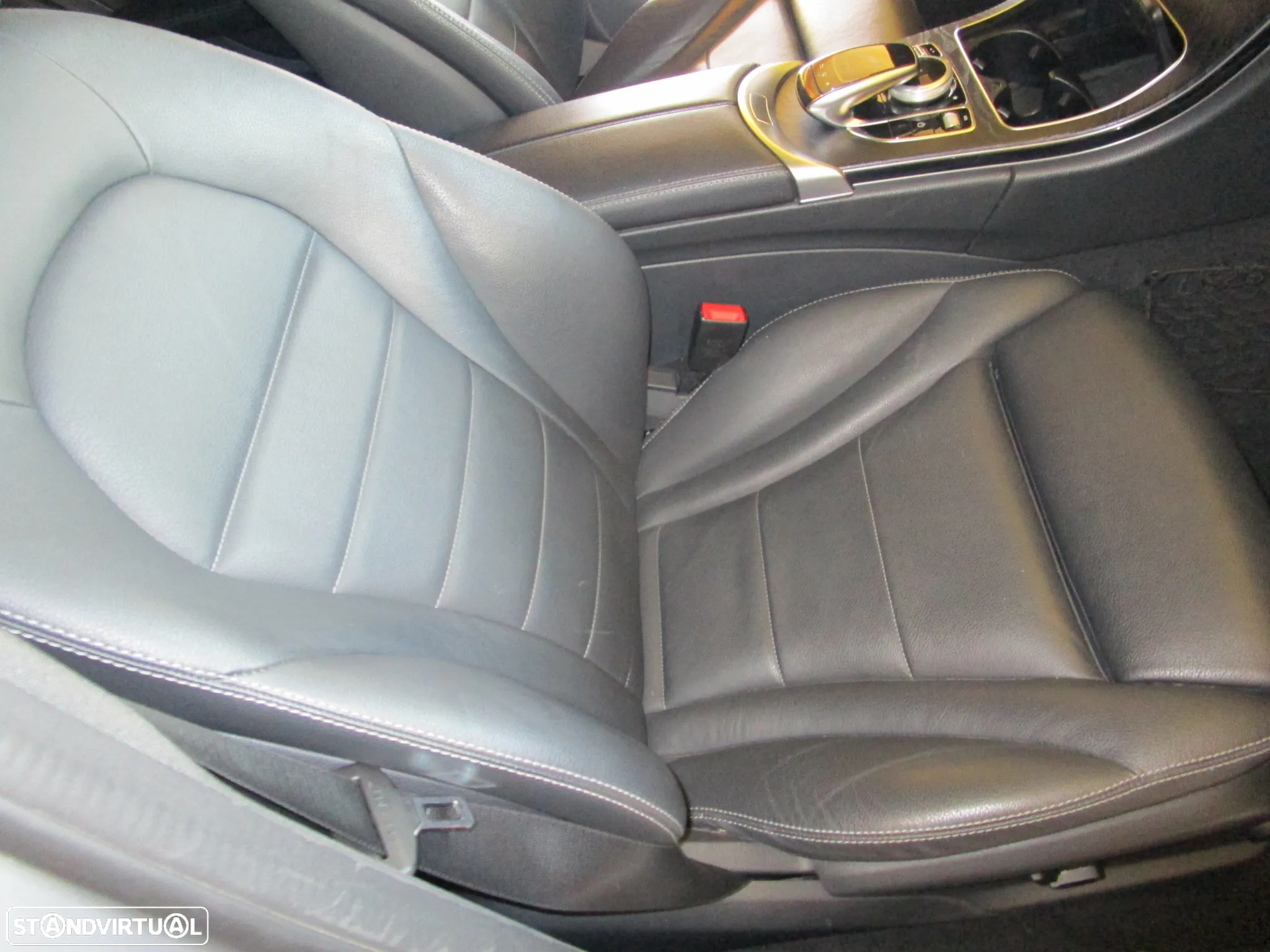Mercedes-Benz C 350 e - 34