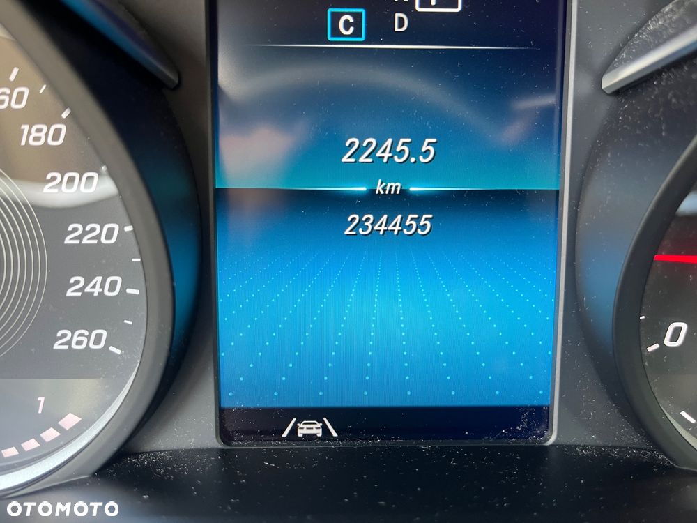 Mercedes-Benz Klasa C 220 d 9G-TRONIC Night Edition - 12