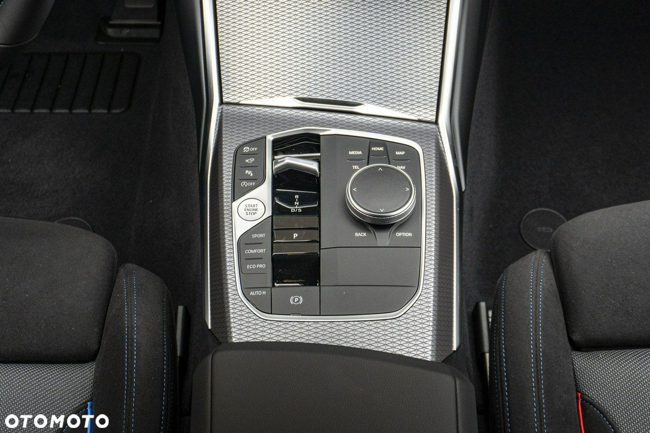BMW Seria 3 - 18