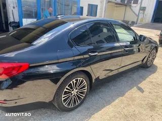 BMW Seria 5 520d AT - 25