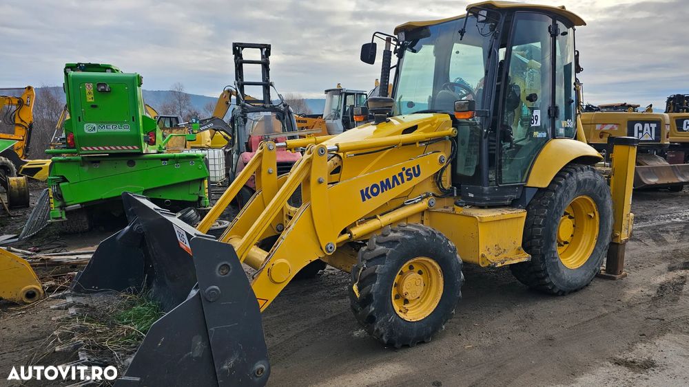 Komatsu WB93R Buldoexcavator WB 93 R - 7