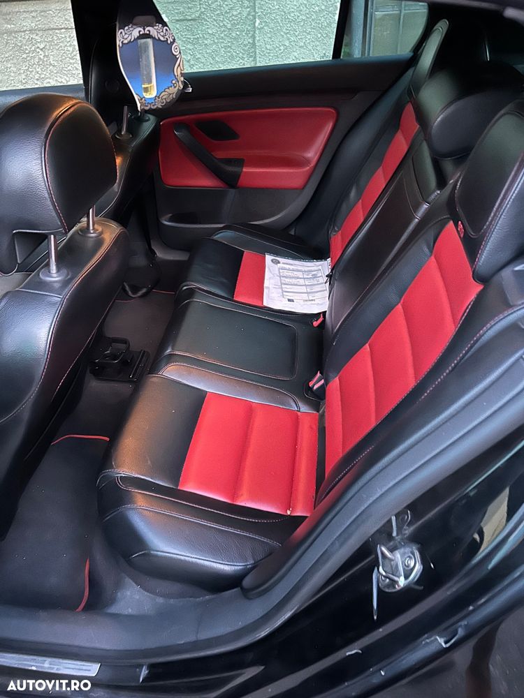 Volkswagen Golf 2.0 FSI GTI DSG - 3