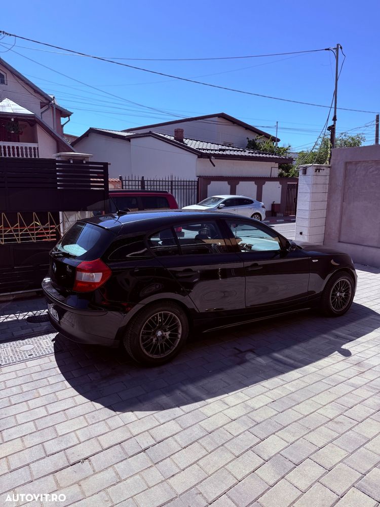 BMW Seria 1 116i - 3