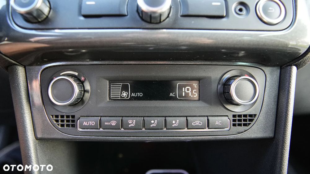 Volkswagen Polo 1.6 TDI Highline - 20