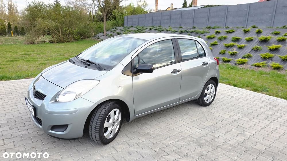 Toyota Yaris 1.33 Prestige - 28