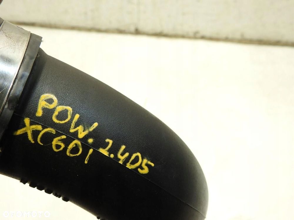 WĄŻ RURA POWIETRZA VOLVO XC60 I 2.4 D5 30751920 - 2