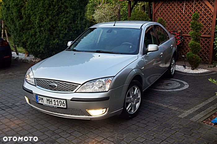 Ford Mondeo 1.8 Ghia - 1