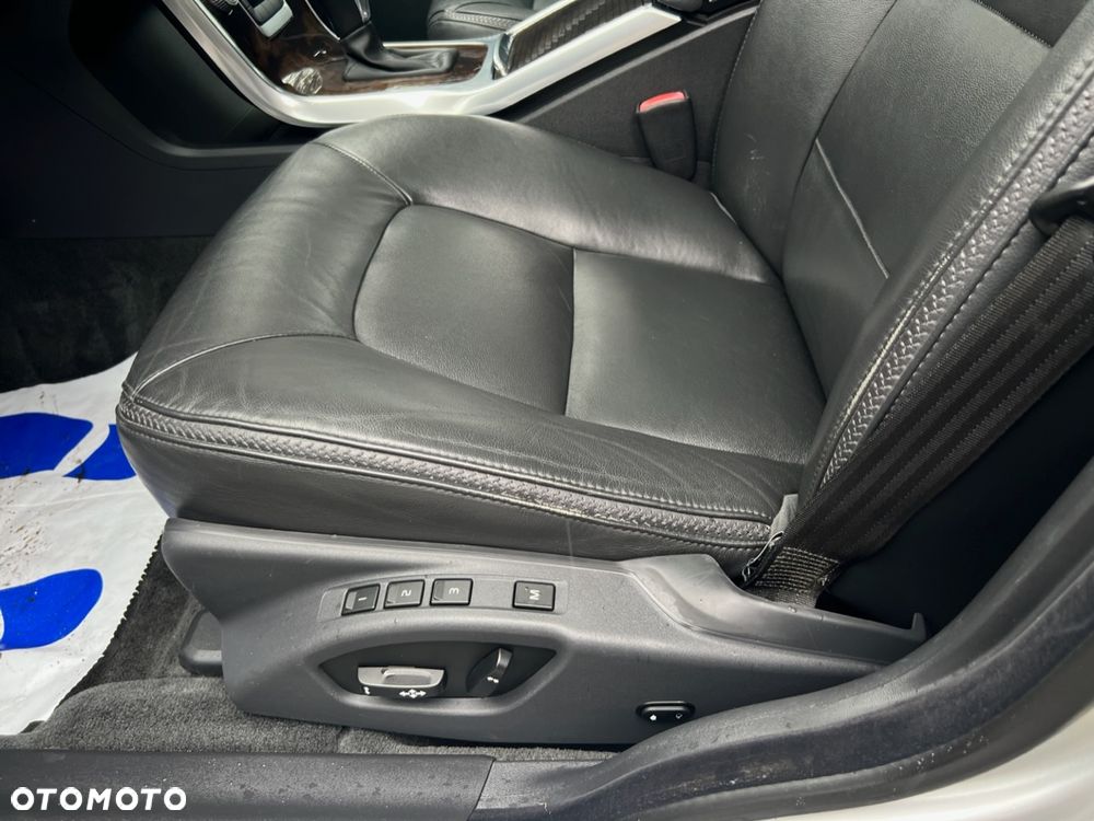 Volvo XC 70 - 31