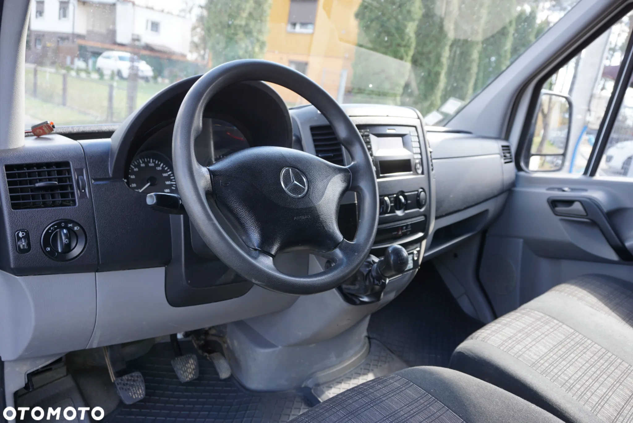 Mercedes-Benz SPRINTER 313 - 11