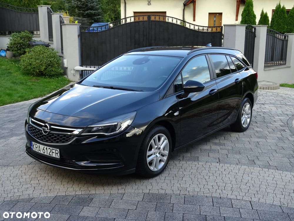 Opel Astra 1.4 Turbo Edition - 2