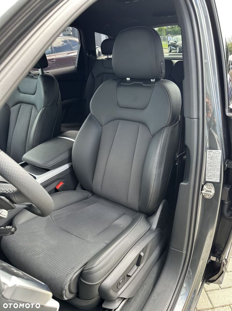 Audi Q7 - 12