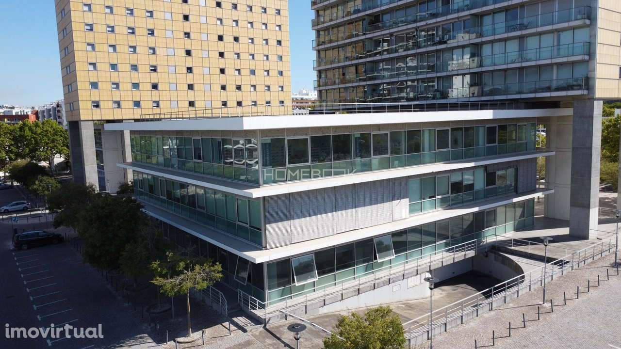 Escritório Parque das Nações - Grande imagem: 2/22