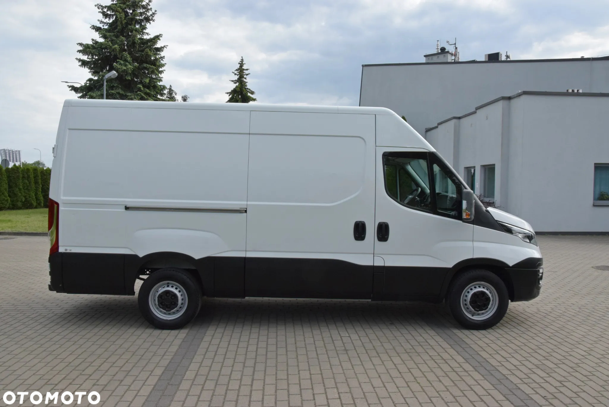 Iveco DAILY 35C17 L3H2 3,0 JTD 170 KM 181TYŚ KM - 5