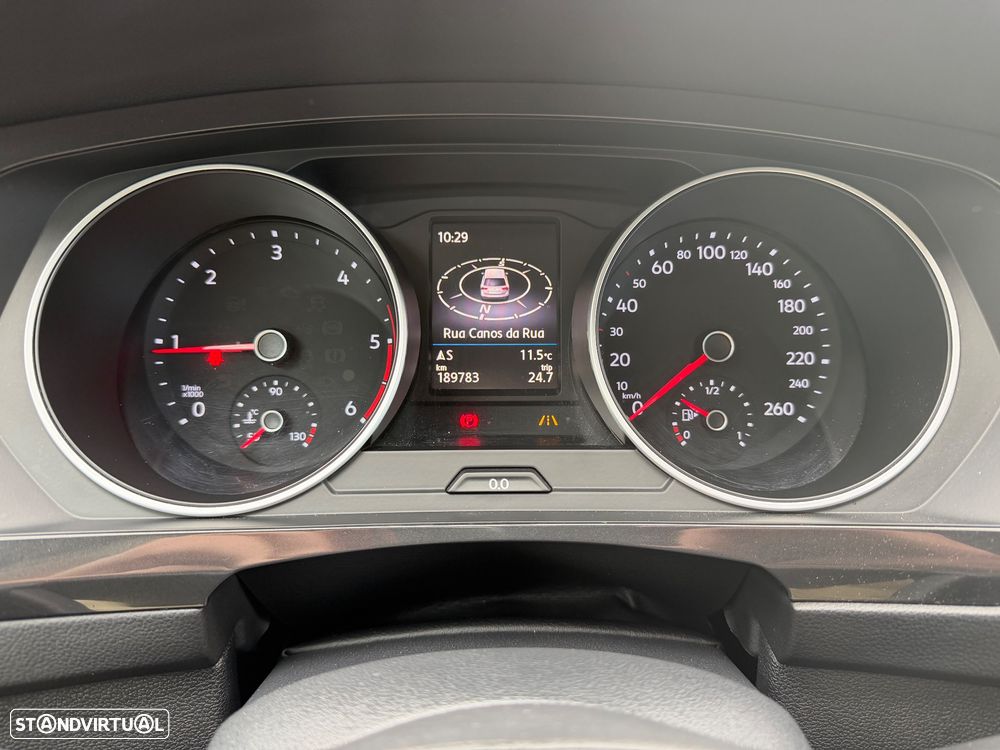 VW Tiguan 2.0 TDI SCR R-Line - 17