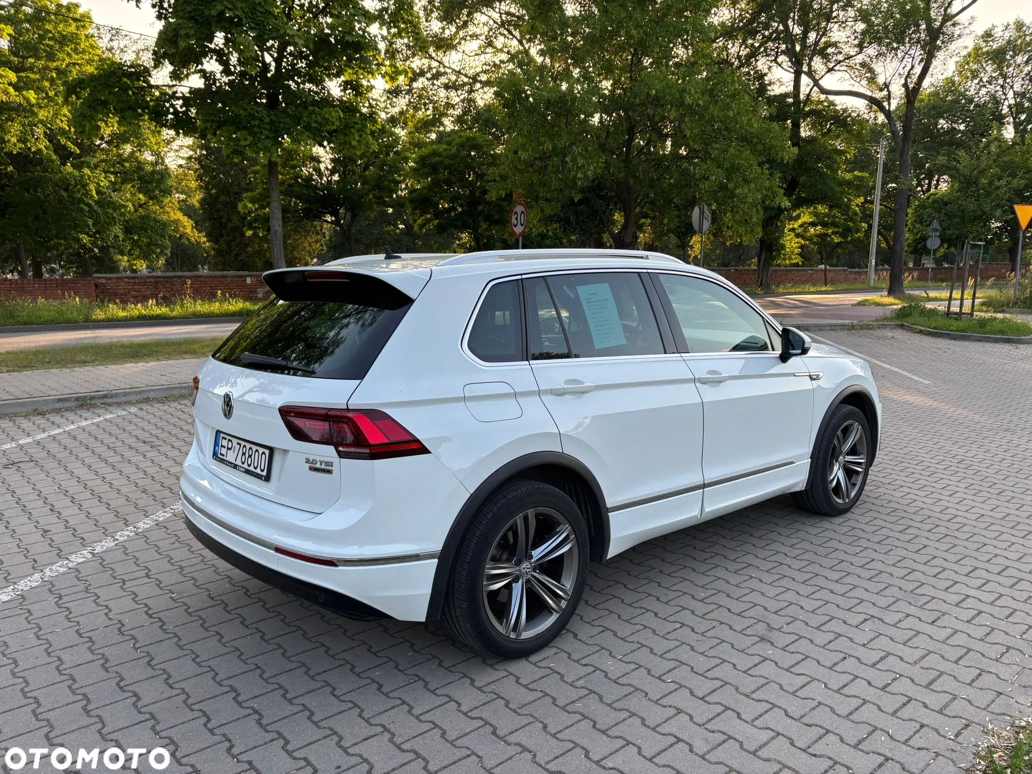 Volkswagen Tiguan - 5