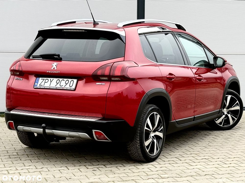 Peugeot 2008 1.6 BlueHDi Allure S&S - 15