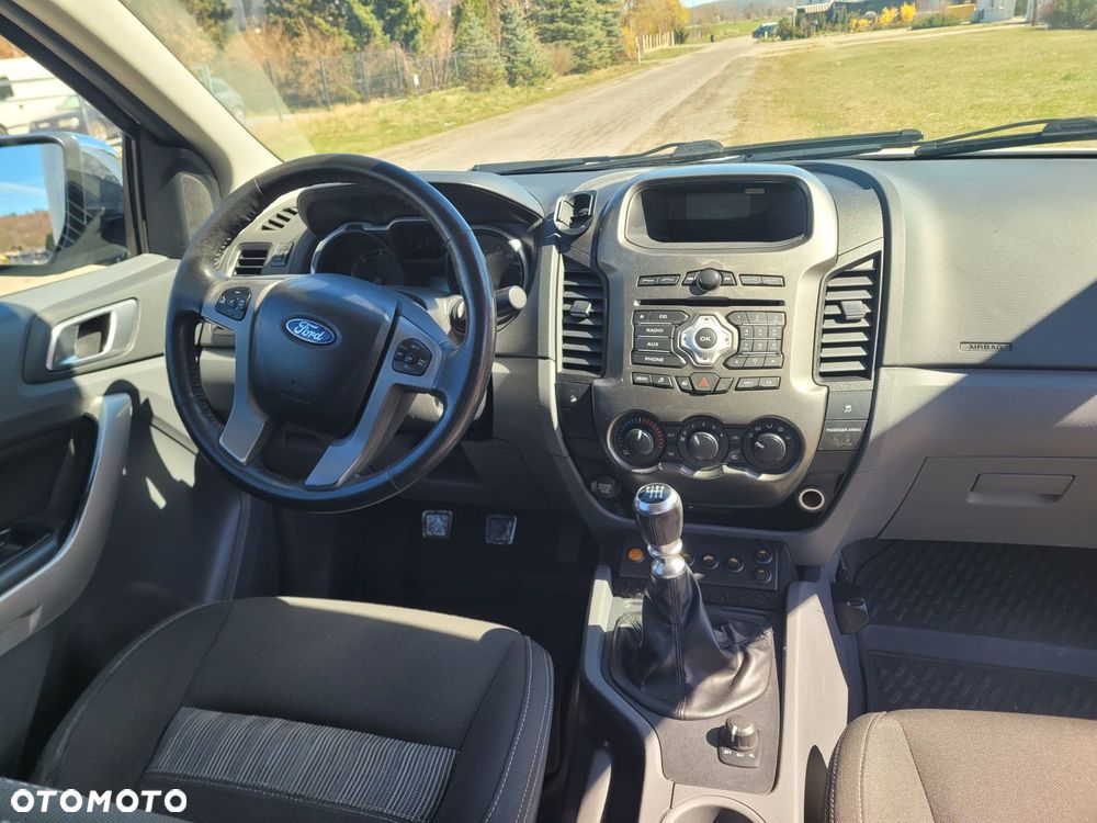 Ford Ranger XLT - 13