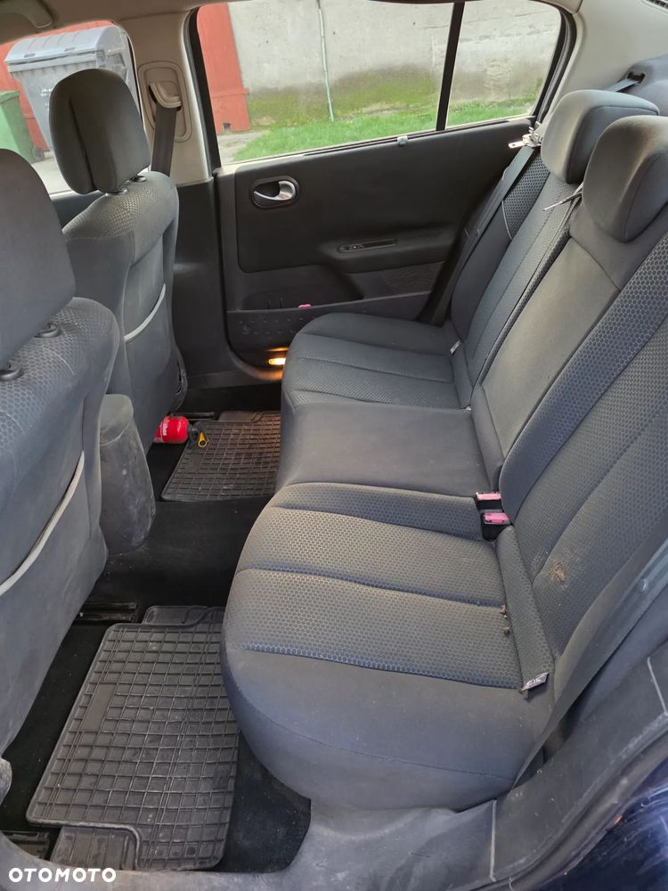 Renault Megane 1.5 dCi Confort Authentique - 11