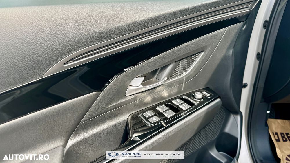 SsangYong Korando - 35