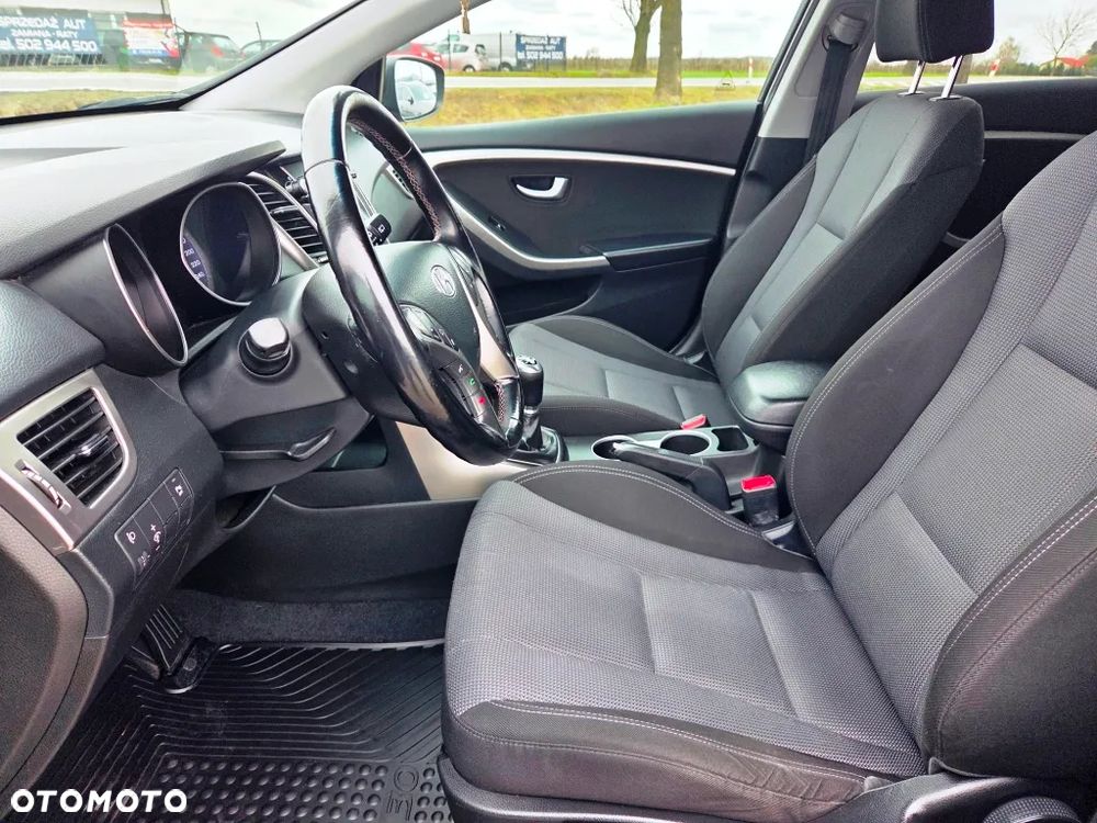 Hyundai i30 1.6 GDI Comfort - 24