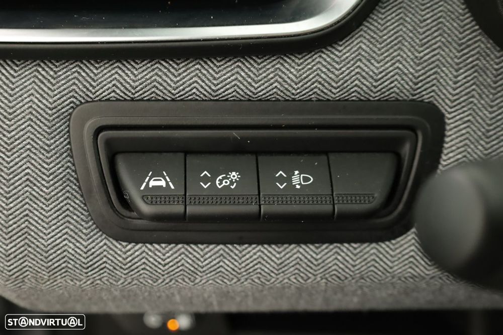 Renault Clio 1.0 TCe Techno Bi-Fuel - 18