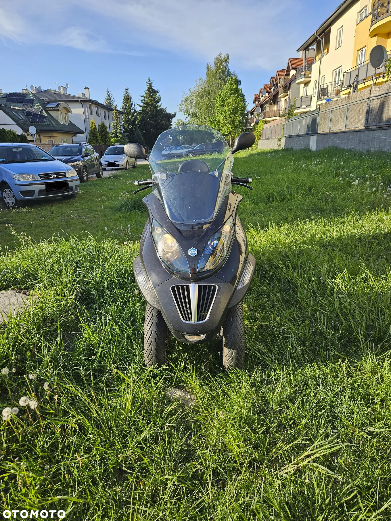 Piaggio MP-3 - 6