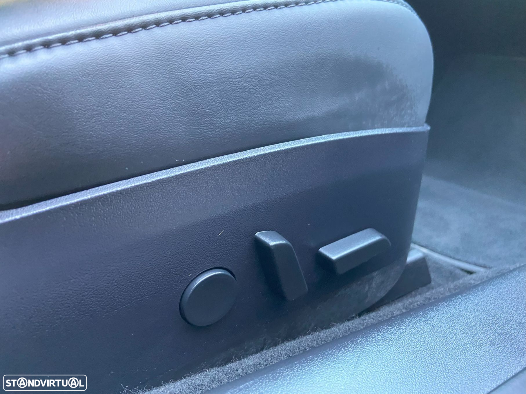 Tesla Model 3 Long-Range Dual Motor AWD - 40