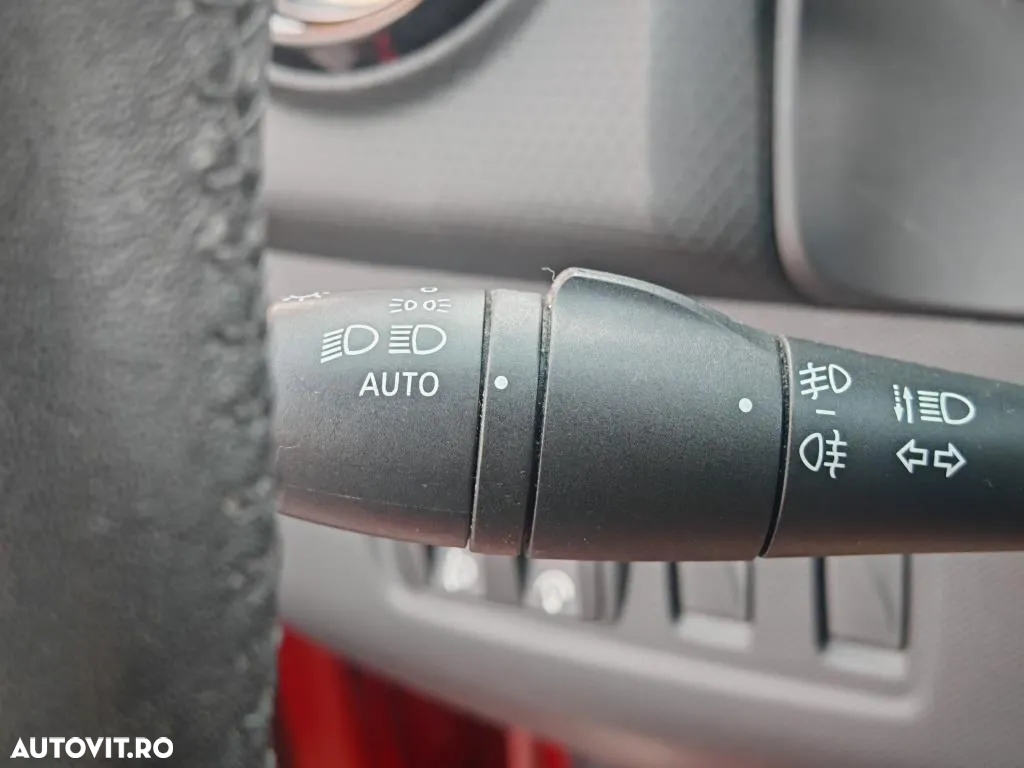 Renault Clio ENERGY TCe 90 Start & Stop Intens - 22