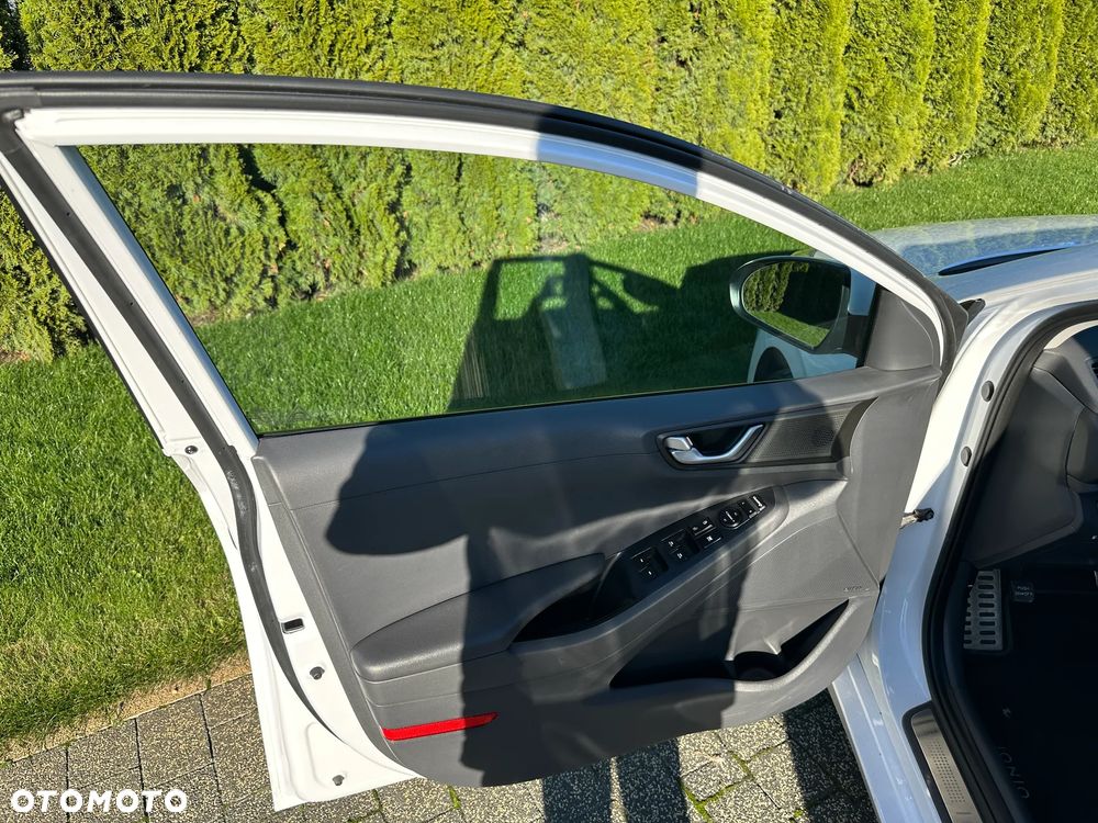 Hyundai IONIQ hybrid Premium - 14