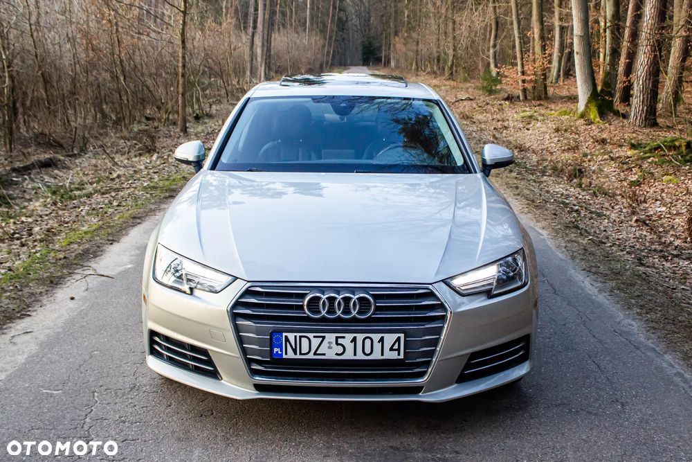 Audi A4 Limousine - 13