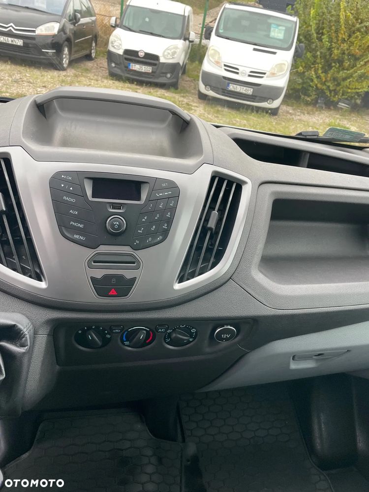 Ford TRANSIT - 12