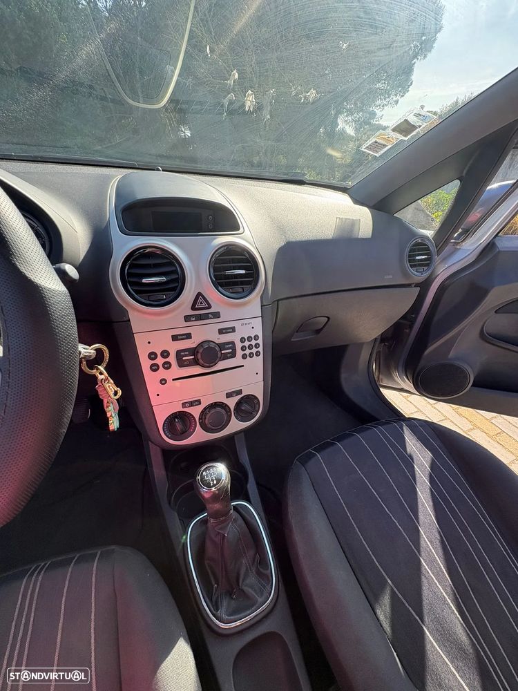 Opel Corsa - 8