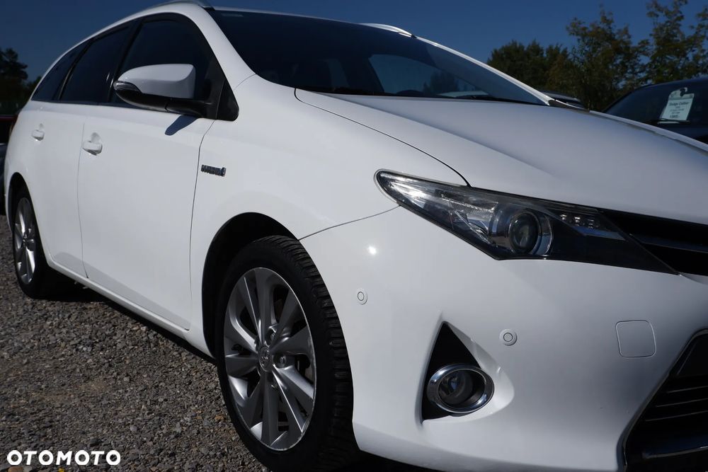 Toyota Auris - 2
