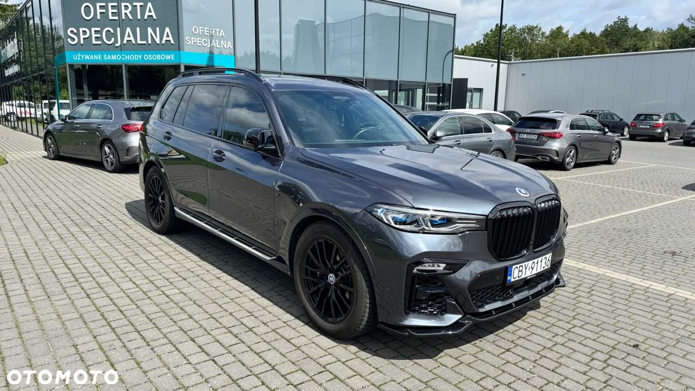 BMW X7 M50i sport - 1