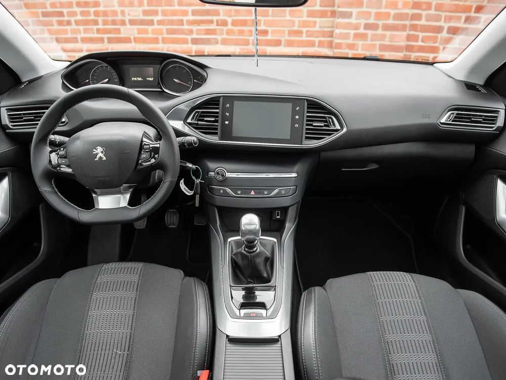 Peugeot 308 - 26