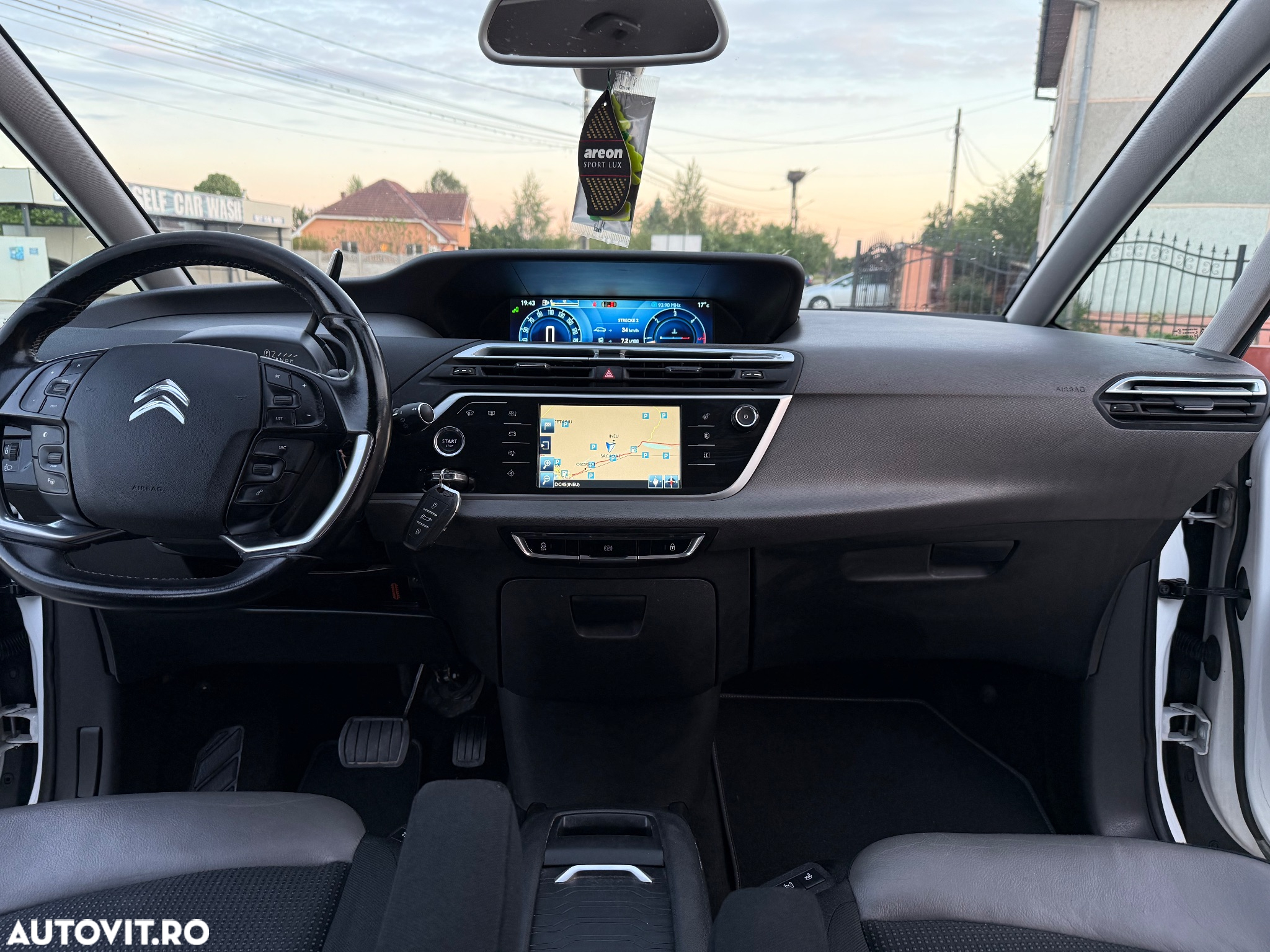 Citroën C4 Grand Picasso e-HDi 115 ETG6 Exclusive - 38