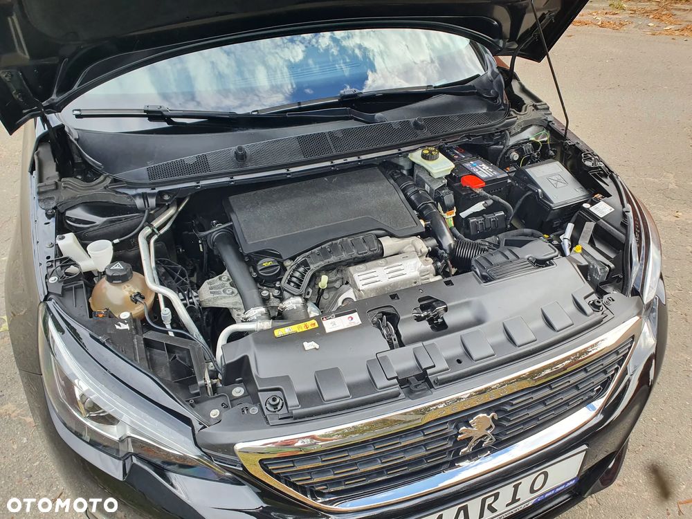 Peugeot 308 1.2 PureTech Allure S&S EAT8 - 22