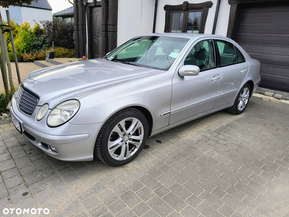 Mercedes-Benz Klasa E 200 Kompressor Classic - 9