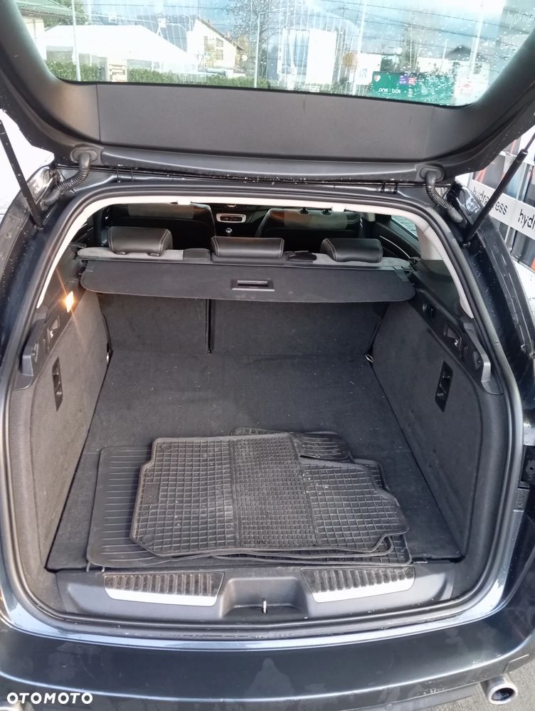 Renault Laguna dCi 150 FAP Start-Stop Dynamique - 8